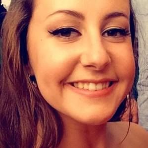 Meet your Posher, Amande